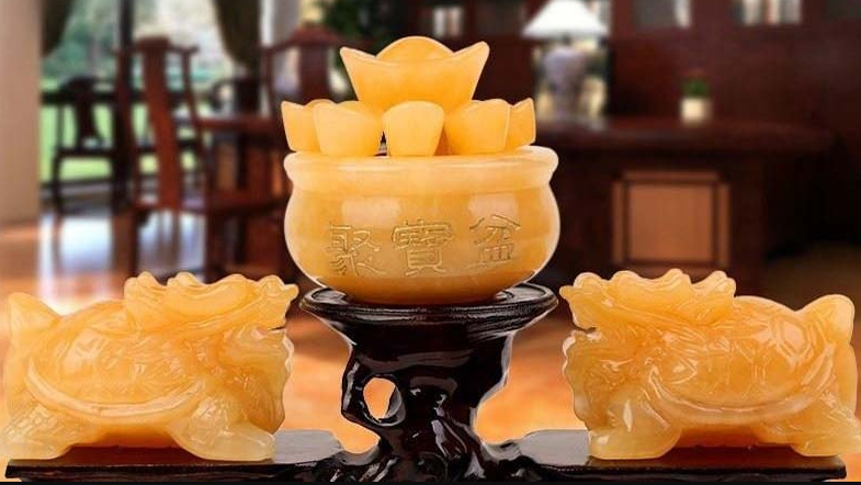 Cách Đặt Bát Tụ Bảo Trên Bàn Thờ Thần Tài